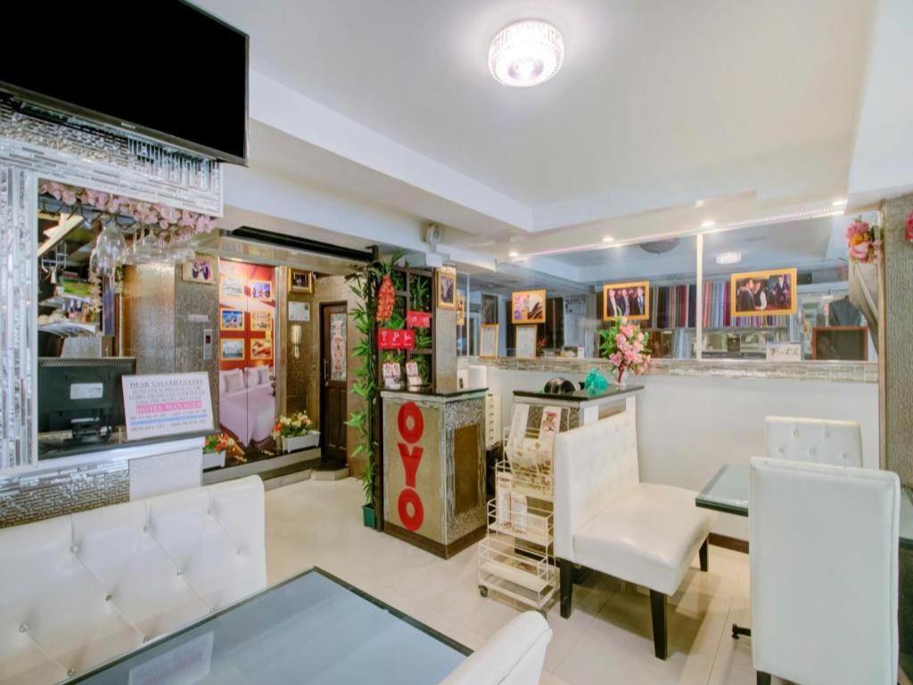 Oyo 253 Kk 11 Boutique Inn Bangkok Dış mekan fotoğraf